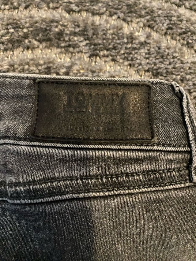 Jeans Tommy Hilfiger grises