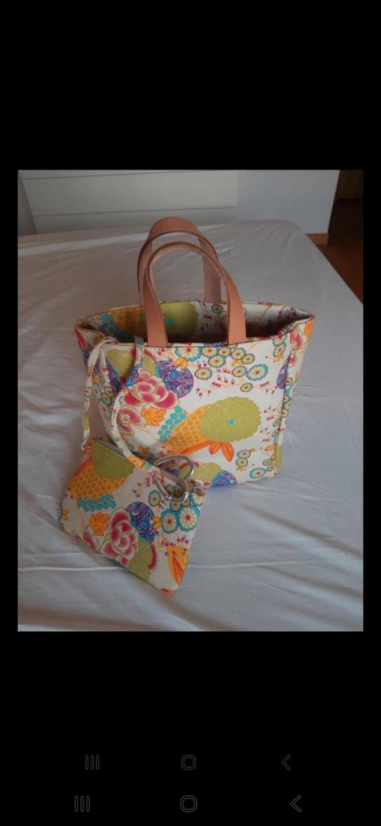 Borsa fiori con pochette multicolor