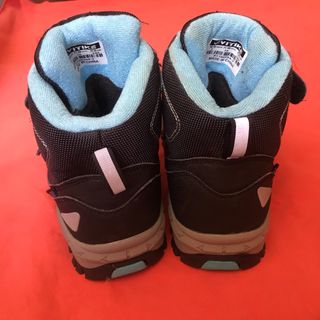 Botas Vitike montaña y senderismo nº 37