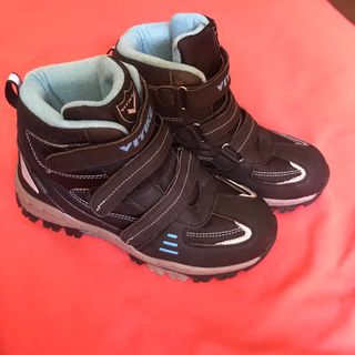 Botas Vitike montaña y senderismo nº 37