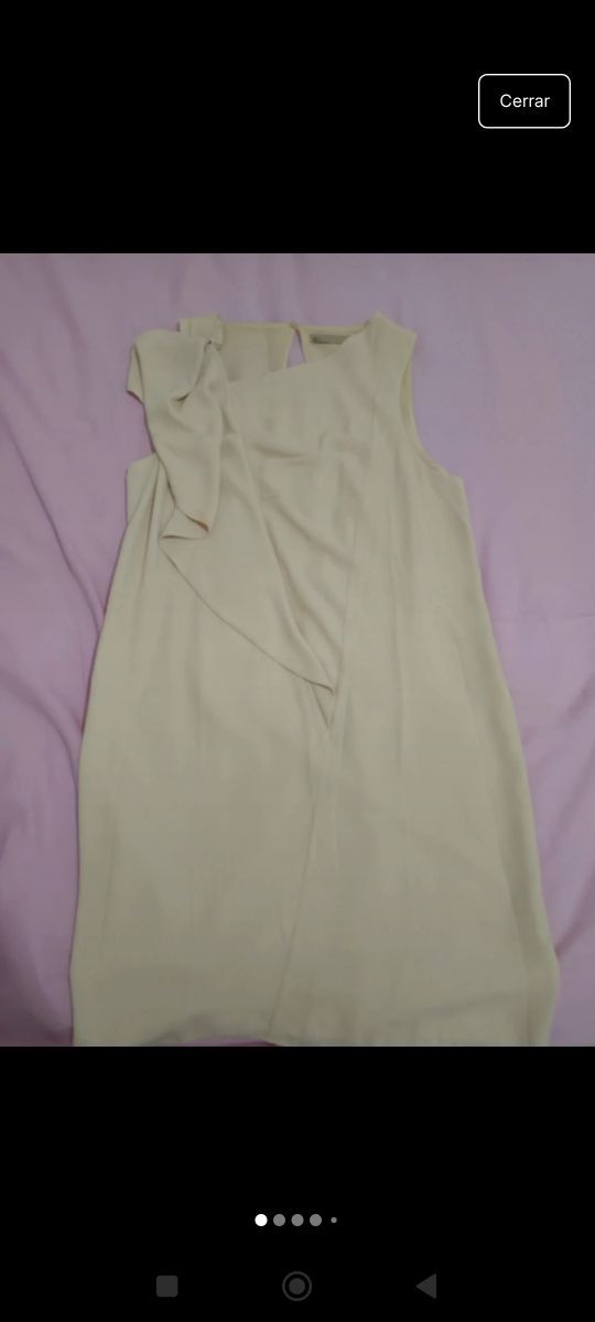Vestido corto beige
