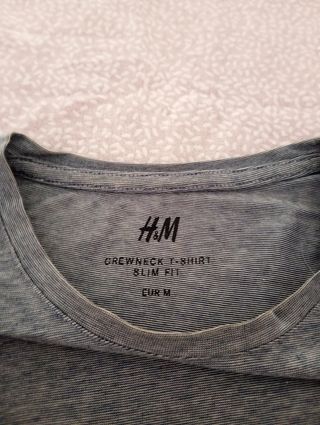 Camiseta H&M azul, talla M, ajuste slim