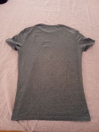 Camiseta H&M azul, talla M, ajuste slim