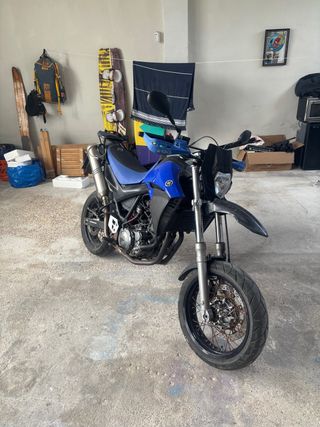Yamaha XT660X