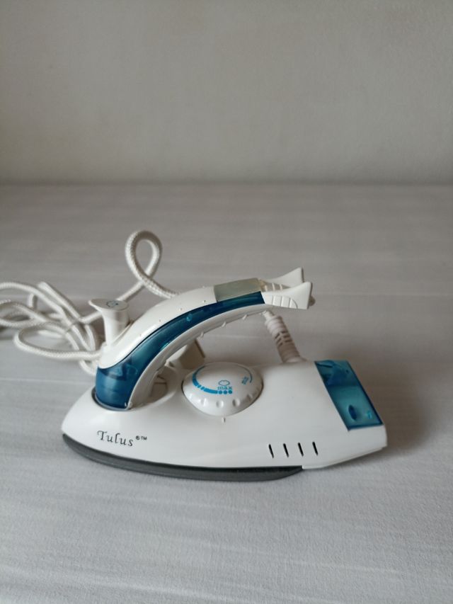 Plancha viaje Tulus-100 - 700W