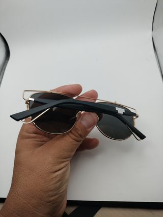 Gafas Dior doradas