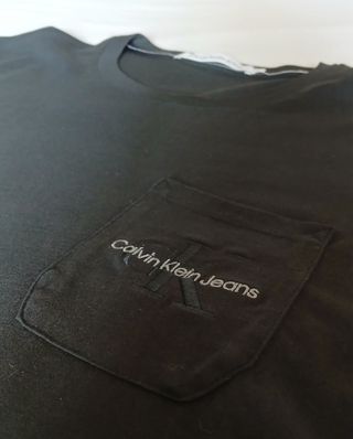 Calvin Klein T-shirt con Monogramma e tasca slim