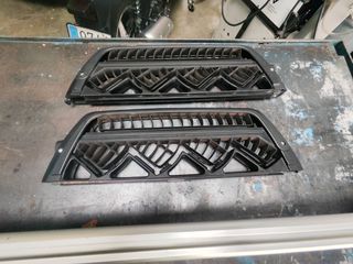 Portaesquís originales BMW para 4 pares de esquís.