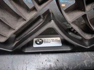 Portaesquís originales BMW para 4 pares de esquís.