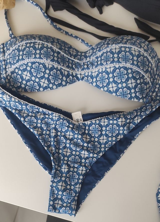 Bikini fascia blu e bianco