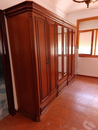 Armario madera maciza 6 puertas