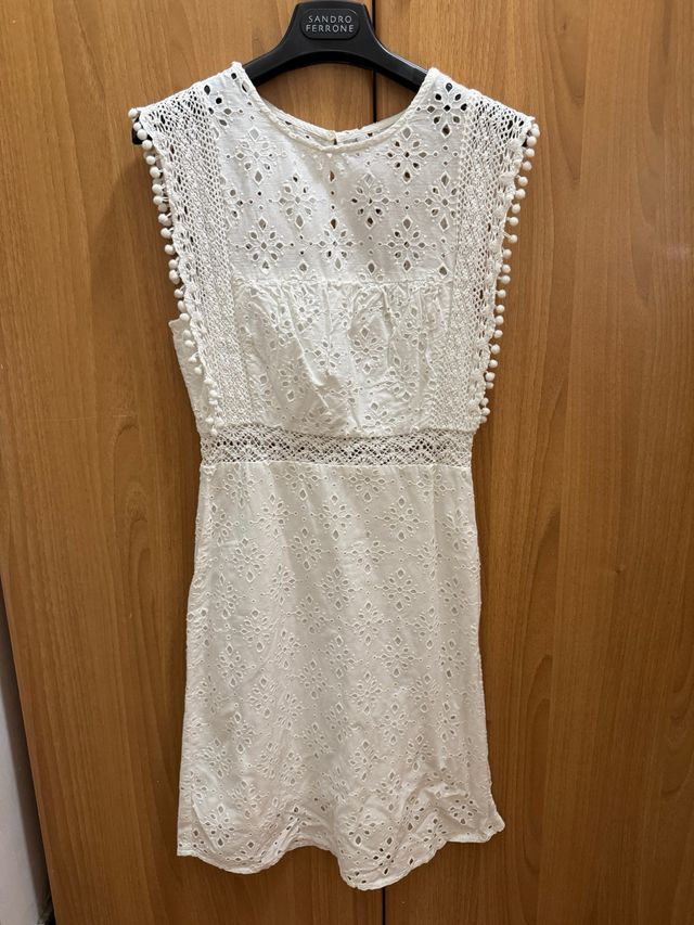 Abito Mango bianco cotone crochet con pom pon