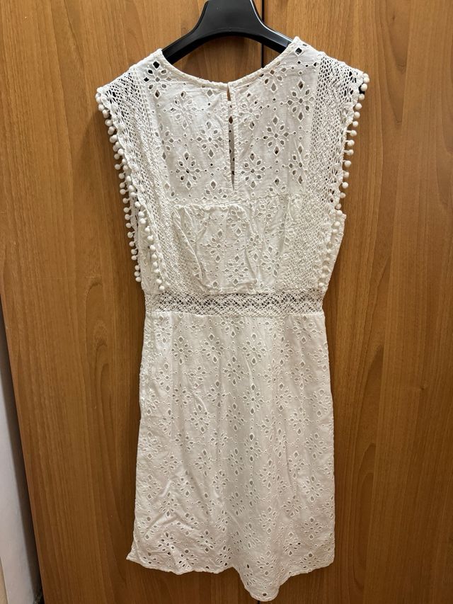 Abito Mango bianco cotone crochet con pom pon