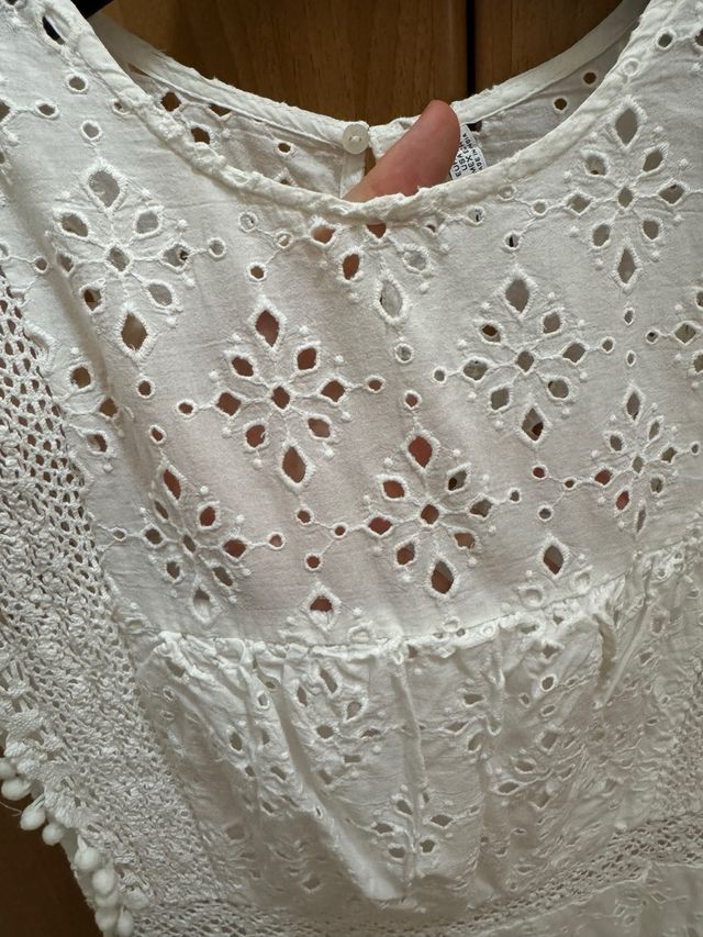 Abito Mango bianco cotone crochet con pom pon