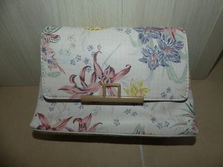Bolso floral verano beige