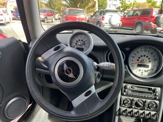 MINI Cooper 2005