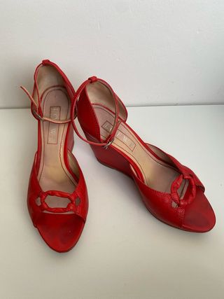 Sandálias Loewe Vermelhas - Salto Cunha