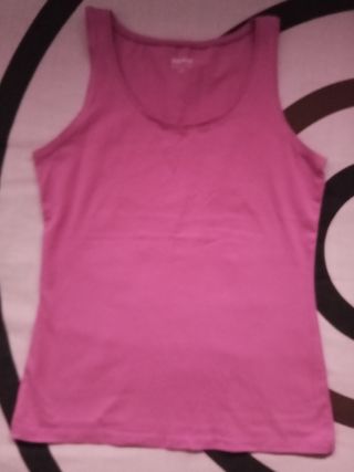 Lote ropa mujer: shorts y camisetas (T36-38)