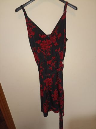 Vestito SHEIN fiori rosso nero tg M