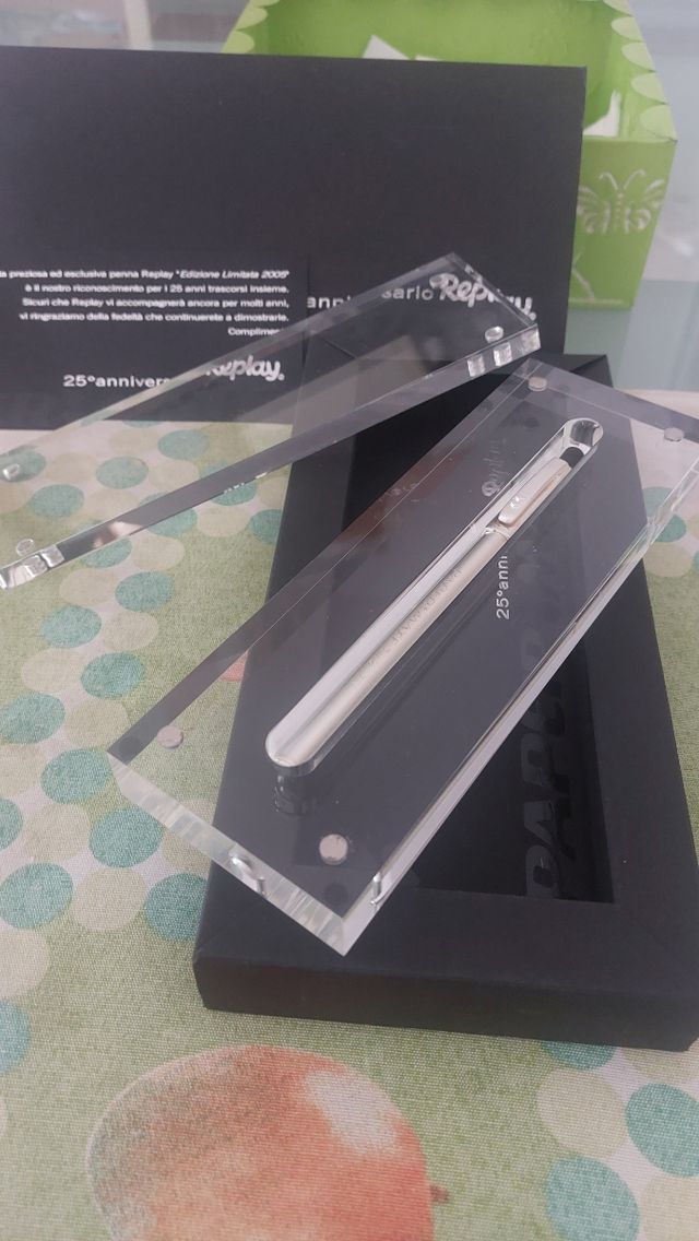 Replay 25° anniversario penna