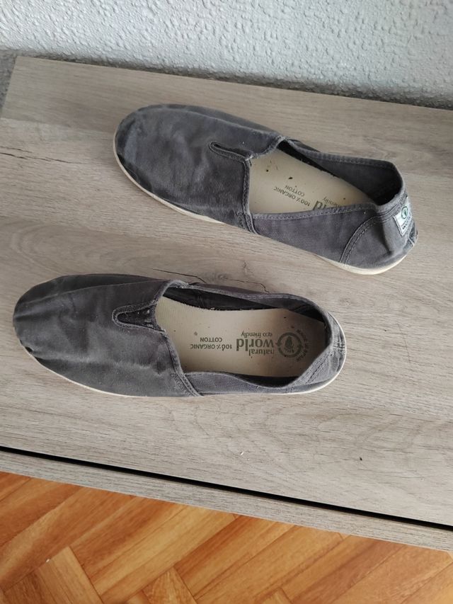 Zapatillas Natural World grises 43(talla cómo 44)
