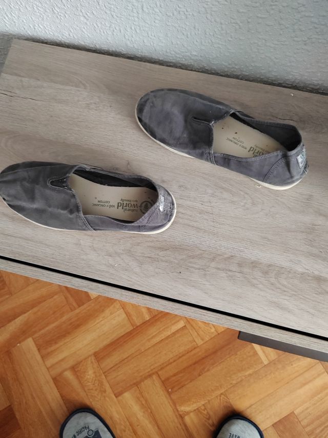 Zapatillas Natural World grises 43(talla cómo 44)