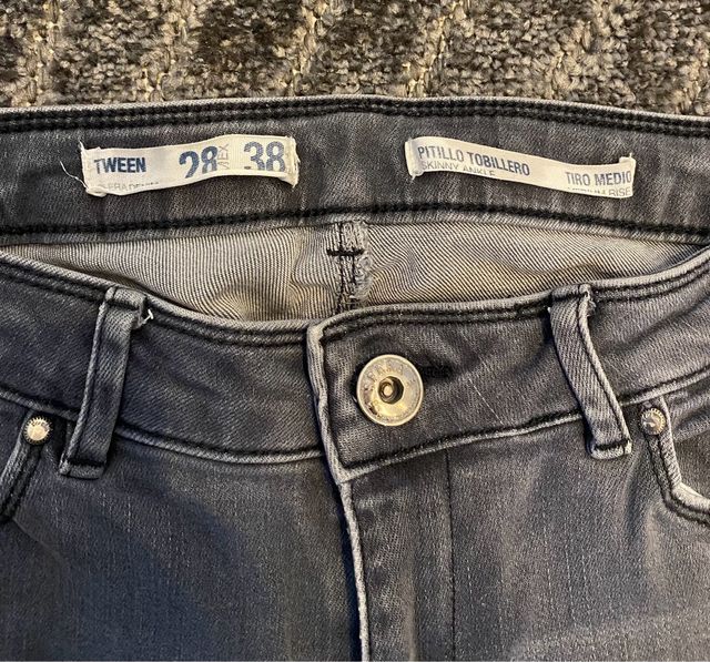 Jeans Sfera grises rotos