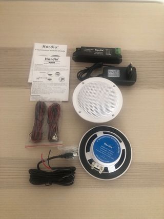 Altavoces marinos Herdio impermeables