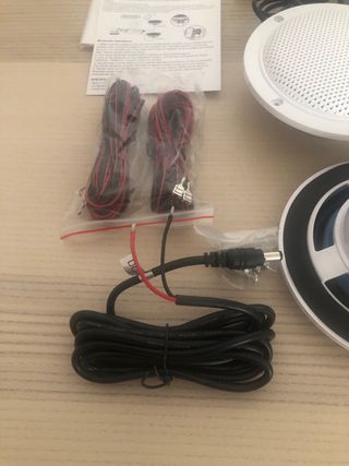 Altavoces marinos Herdio impermeables