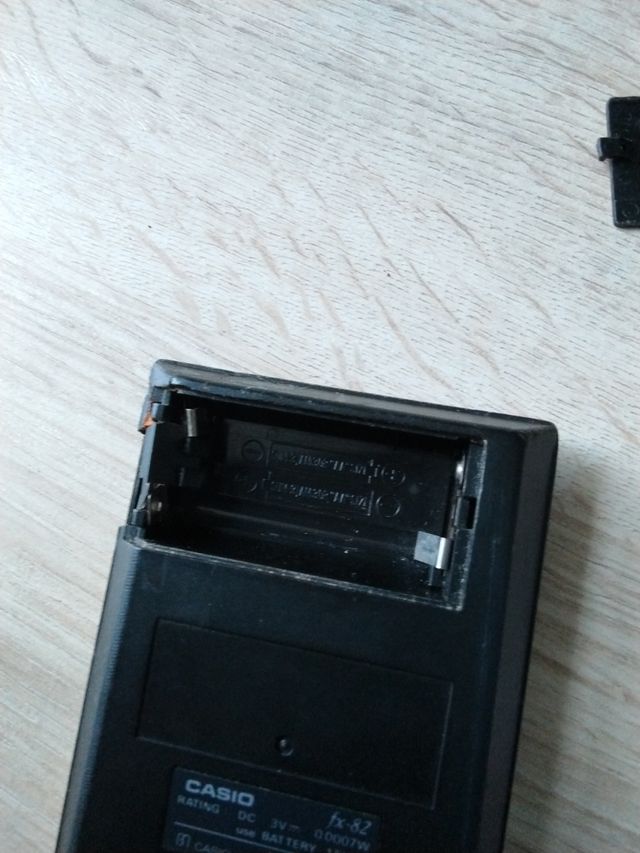 Calculadora Casio fx-82 antigua