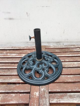 Soporte Sombrilla Hierro Forja terraza vintage
