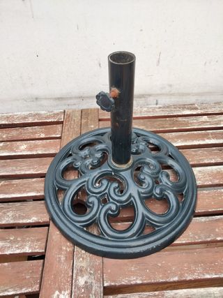 Soporte Sombrilla Hierro Forja terraza vintage
