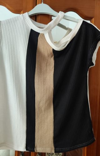 Top rayado blanco y negro