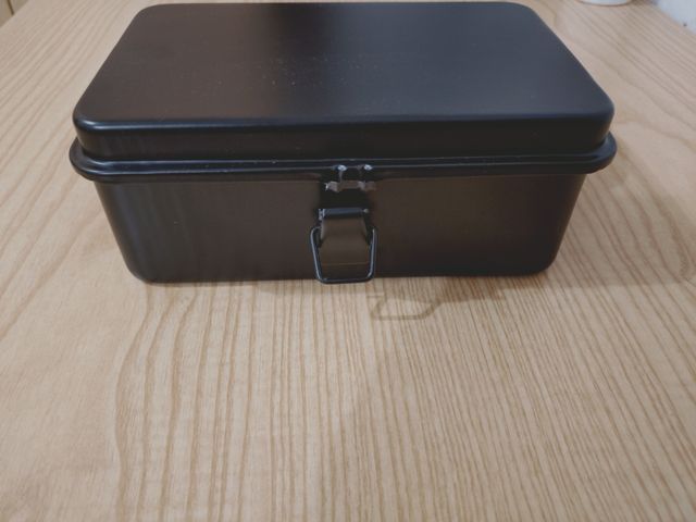 Scatola metallo nera portaoggetti