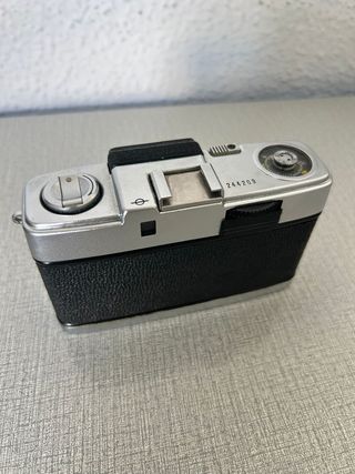 Cámara Olympus Pen S - A0136