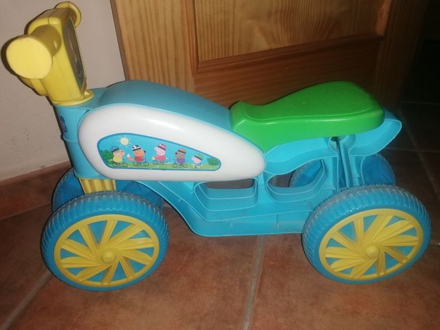 Triciclo y moto infantil Peppa Pig