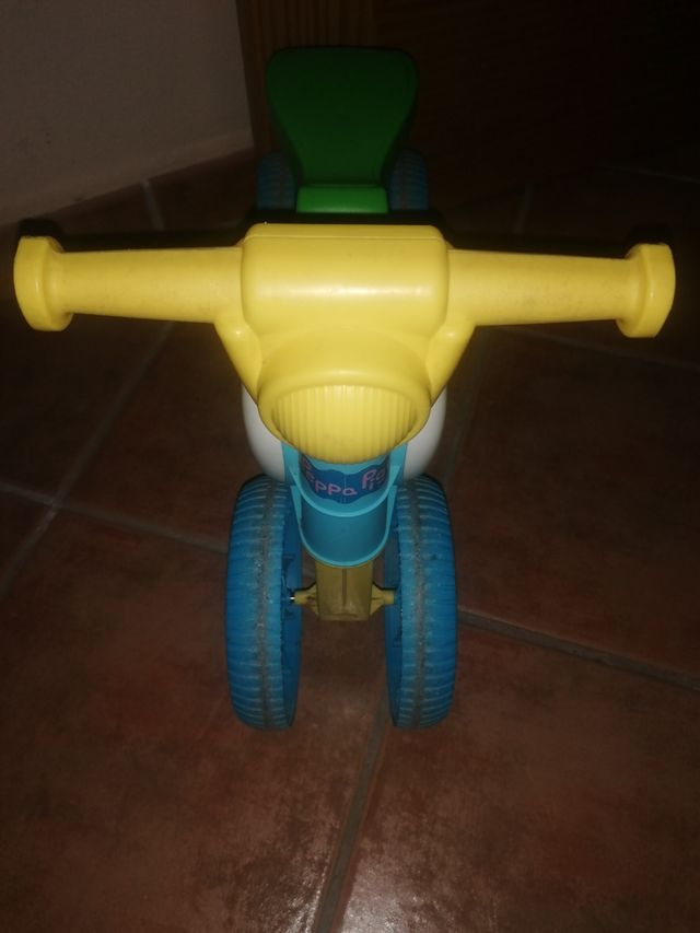 Triciclo y moto infantil Peppa Pig