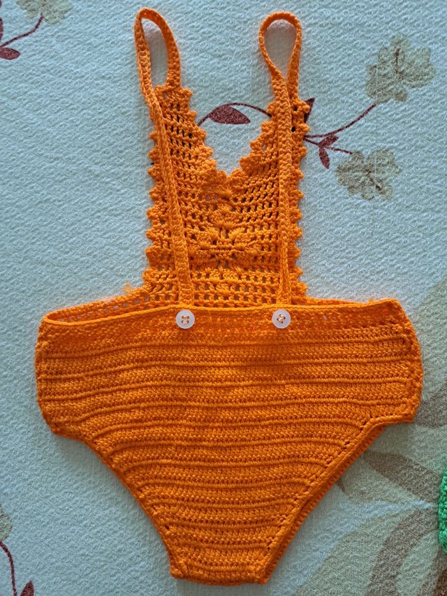 2 costumi crochet neonata estivi