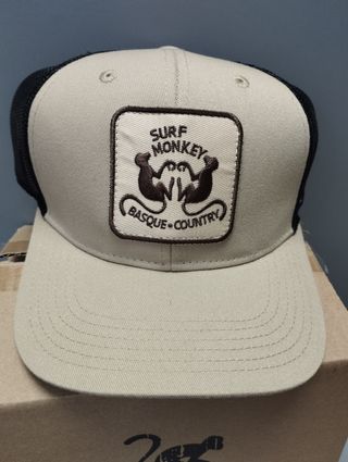 Gorra Surf Monkey beige-negra