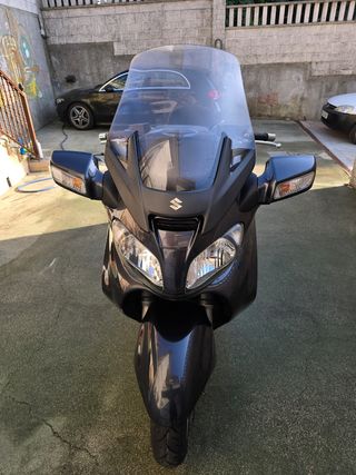 Suzuki Burgman 650 - 31.000km