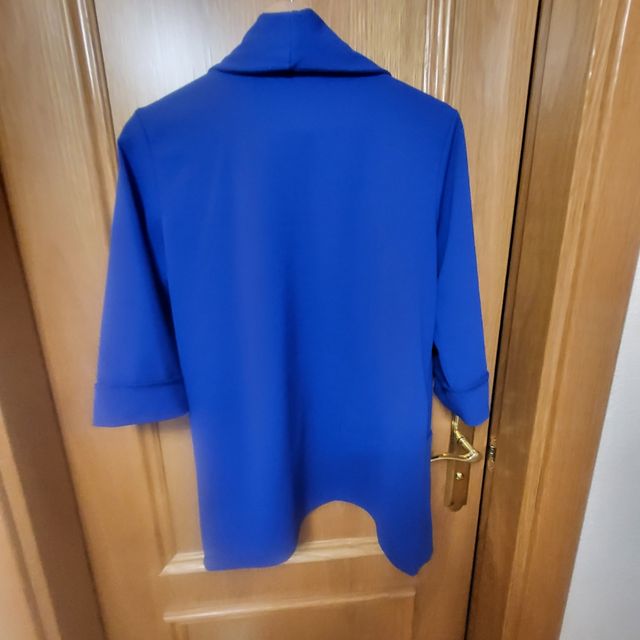 Chaqueta azul - Talla L. 