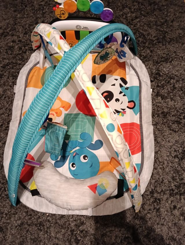 Gimnasio musical Baby Einstein