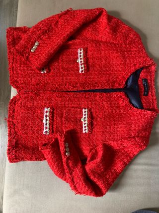 Chaqueta roja Zara - T. Chanel