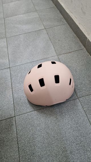 Casco patines/patinete rosa para niña