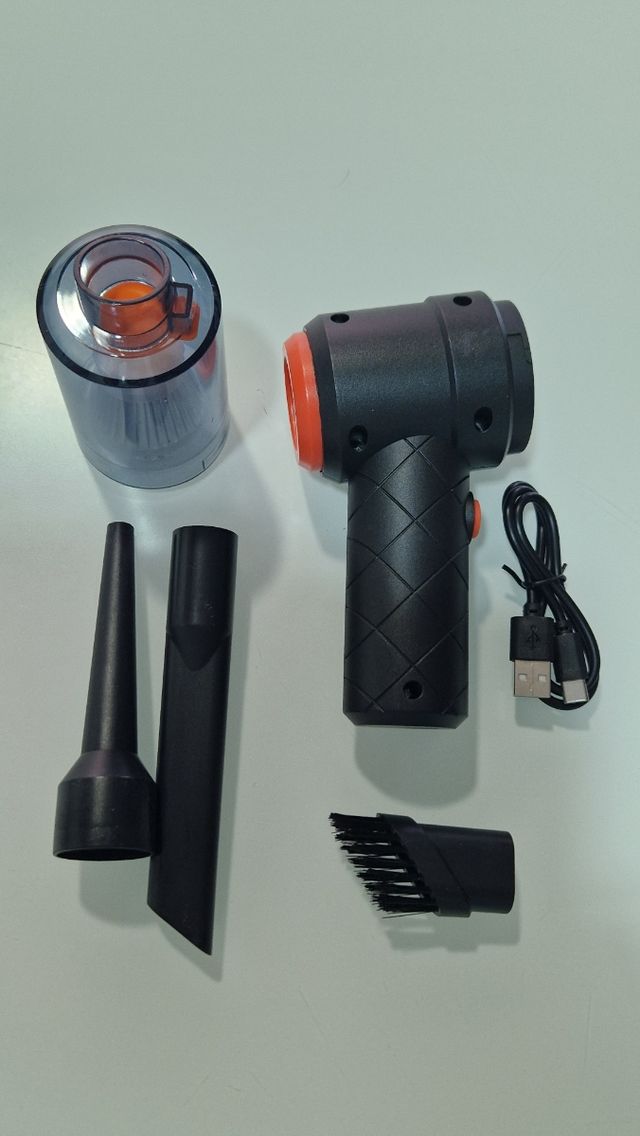 Mini Aspiradora 2 en 1 Portátil