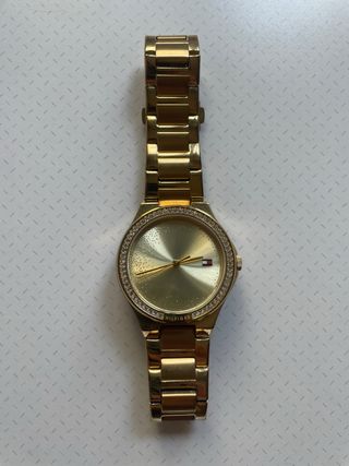 Reloj Tommy Hilfiger dorado