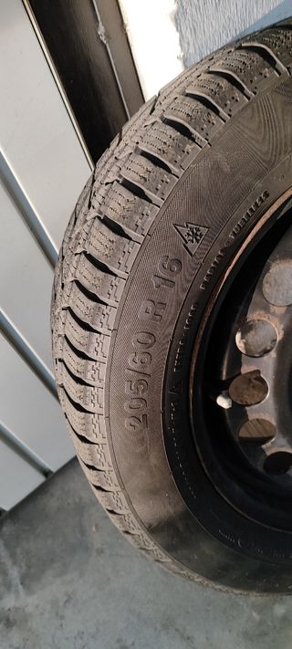 Rueda repuesto 205/60 R16 VAG