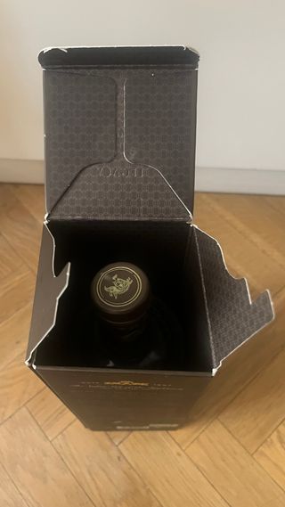 Bottiglia vuota di whisky Tomatin Legacy