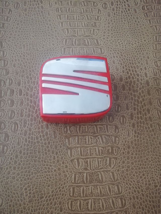 Caja recambios SEAT: Luces emergencia