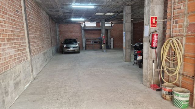 Local C/Santiago Russinyol núm 3